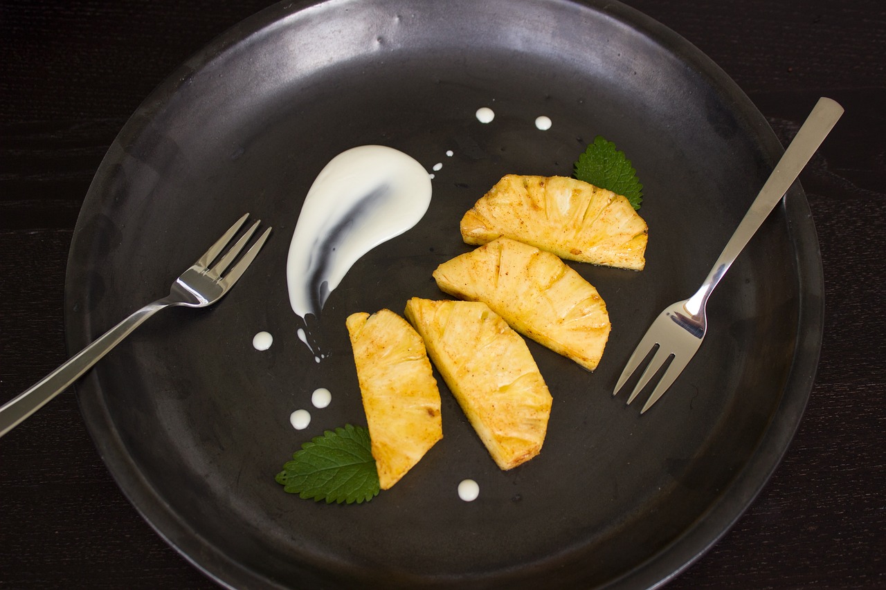 Gegrilde Ananas met Honing-Kokos Glazuur