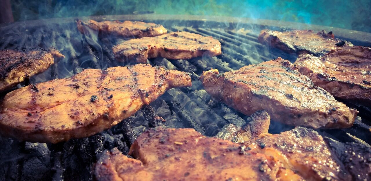 Gegrilde varkenskarbonades met balsamico-glazuur